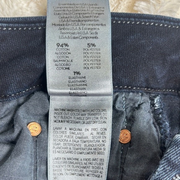 Mother High Waisted Looker Ankle Fray in Last Call Jeans - Picture 7 of 11